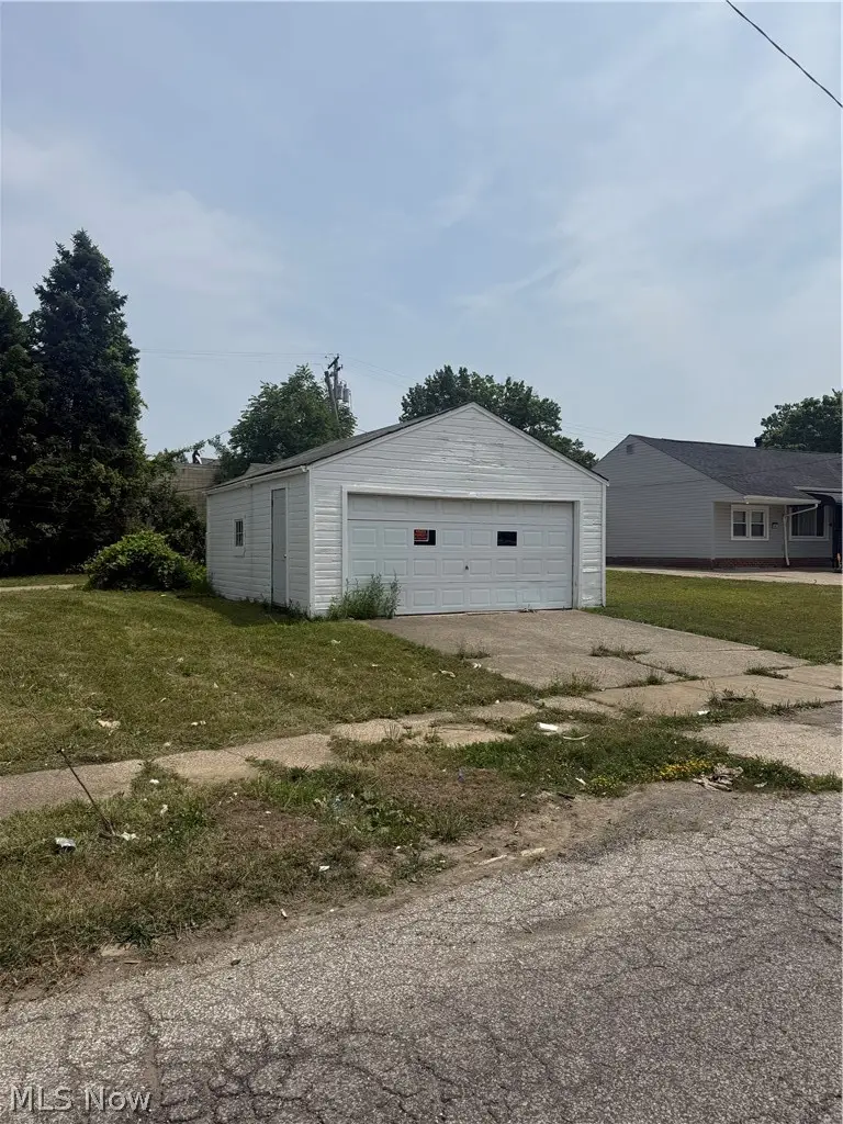 14602 Harvard Avenue, Cleveland, OH 44128 - #1