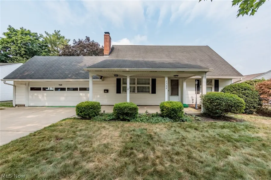 2568 16th Street, Cuyahoga Falls, OH 44223 - #2