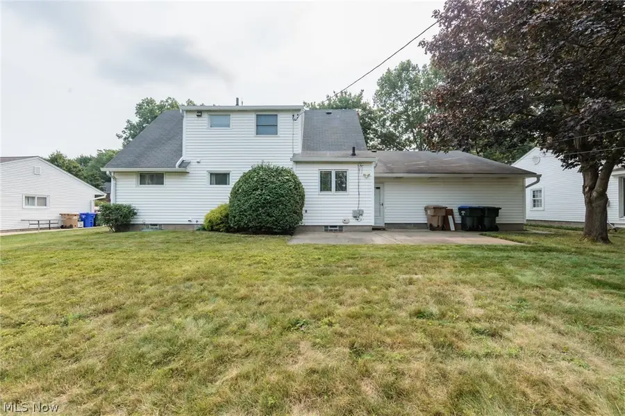 2568 16th Street, Cuyahoga Falls, OH 44223 - #3