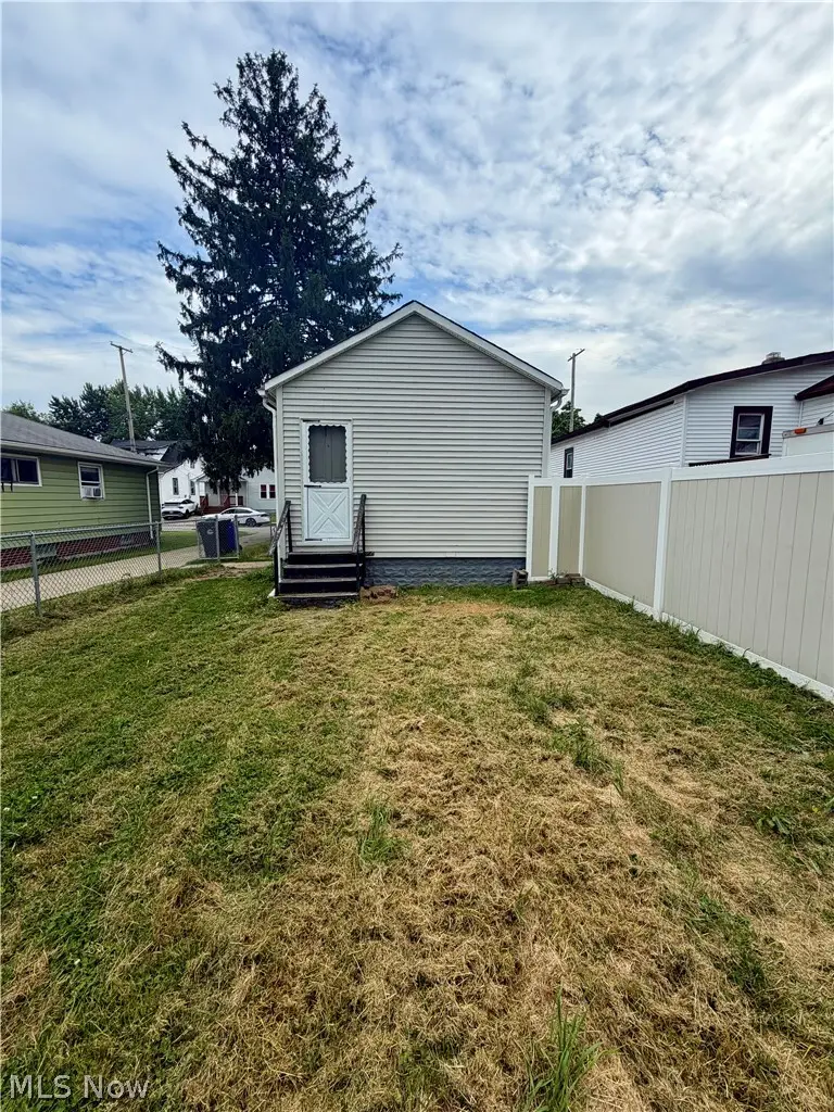 13210 Carrington Avenue, Cleveland, OH 44135 - #3
