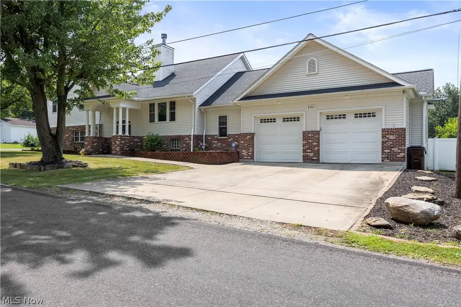6160 Ethel Avenue, Elyria, OH 44035 - #2