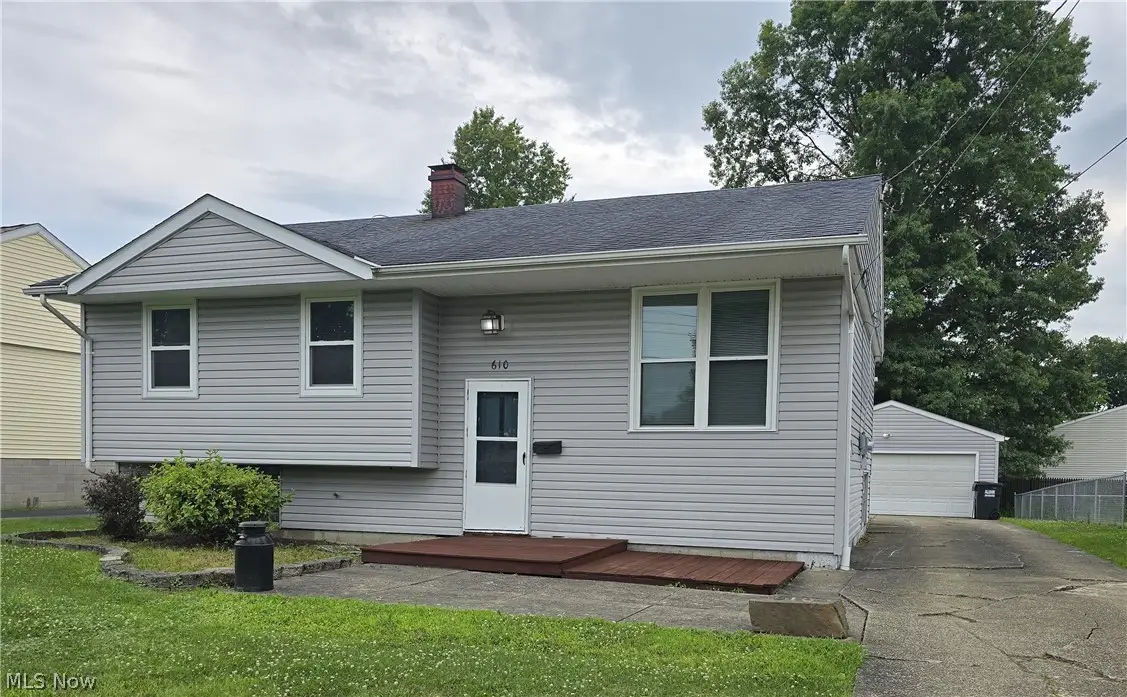 610 Notre Dame Avenue, Youngstown, OH 44515 - #1
