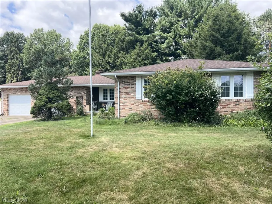 5721 Wiclif Ne Street, Canton, OH 44721 - #2