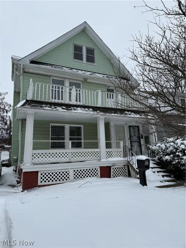 12711 Kadel Avenue, Cleveland, OH 44135