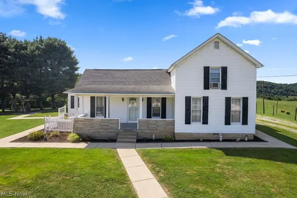 466 Palestine Road, Elizabeth, WV 26143