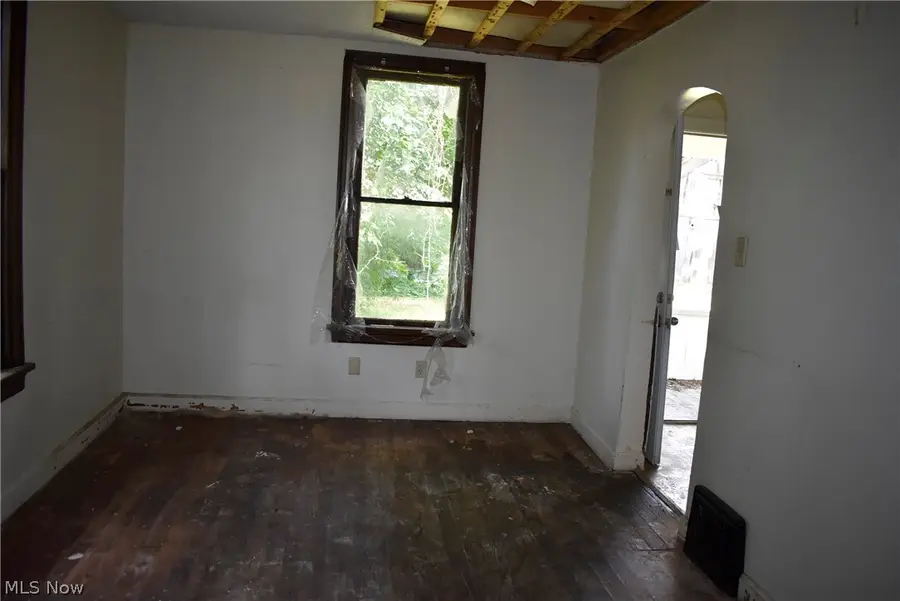 47 Lincoln Avenue, East Palestine, OH 44413 - #3