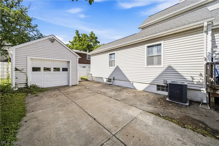 216 2nd Street, Fairport Harbor, OH 44077 - #3