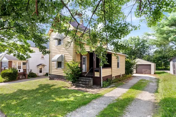 777 Montana Avenue, Akron, OH 44314