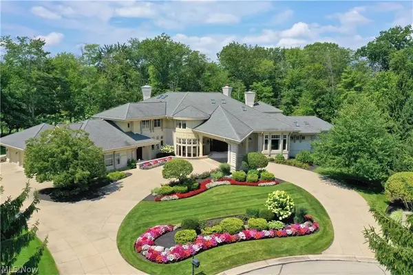735 Hardwick Drive, Aurora, OH 44202