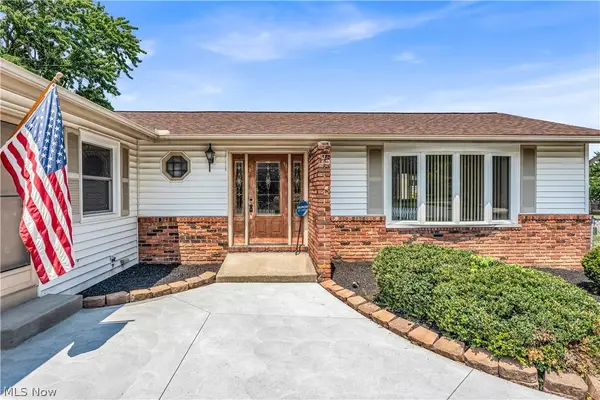 13574 Delaware Drive, Middleburg Heights, OH 44130