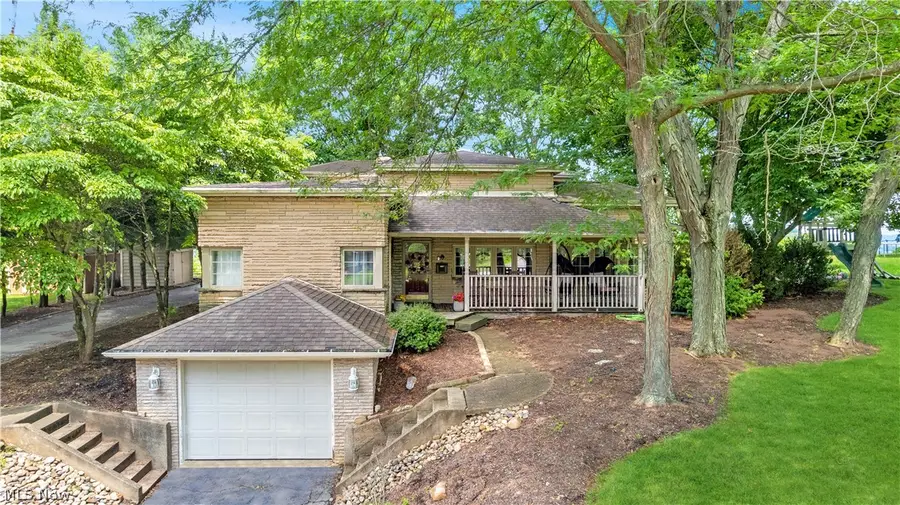4039 Palisades Drive, Weirton, WV 26062 - #2