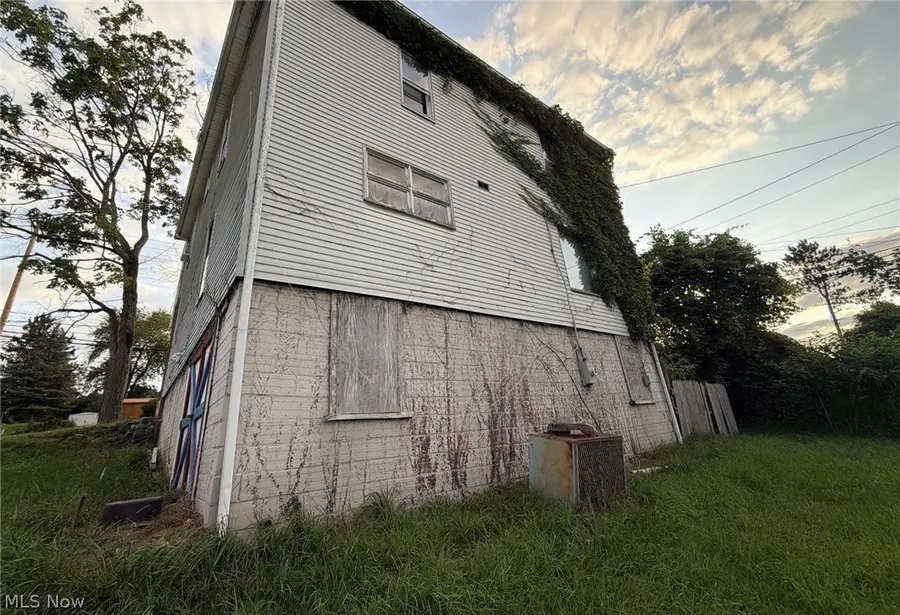 109 E North Street, Cadiz, OH 43907 - #3