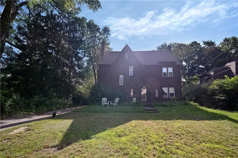 2367 Selma Avenue, Youngstown, OH 44504 - #2