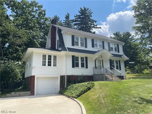 1479 Thornapple Avenue, Akron, OH 44301