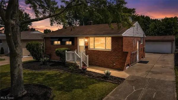6391 Sandfield Drive, Brook Park, OH 44142