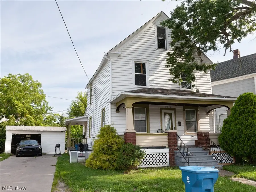 700 W 17th Street, Lorain, OH 44052 - #2