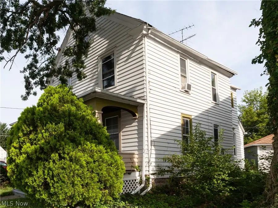 700 W 17th Street, Lorain, OH 44052 - #3