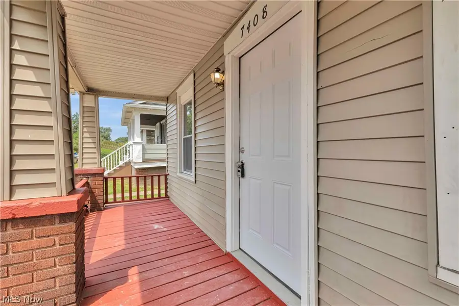 7408 Wentworth Avenue, Cleveland, OH 44102 - #3