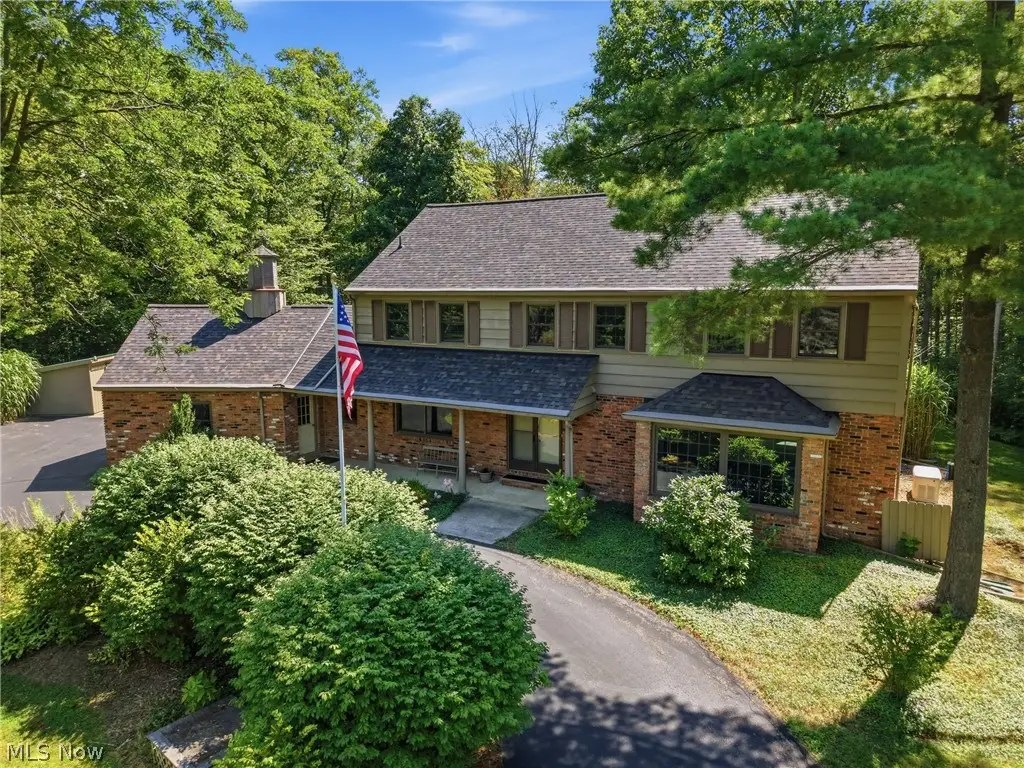 17953 Lost Trail, Chagrin Falls, OH 44023 - #1