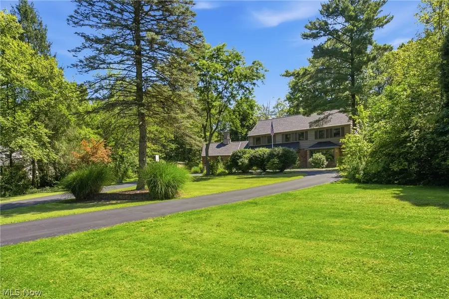 17953 Lost Trail, Chagrin Falls, OH 44023 - #3