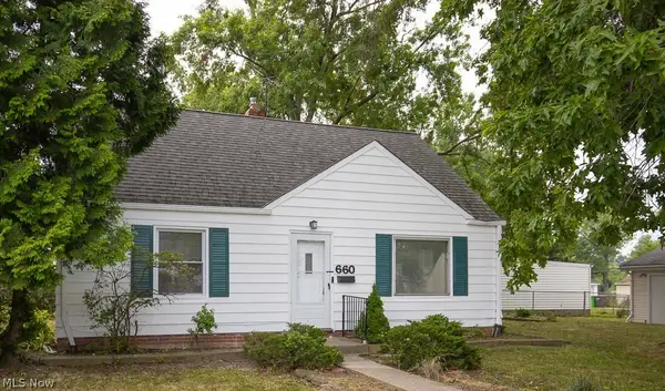 660 E 260th Street, Euclid, OH 44132