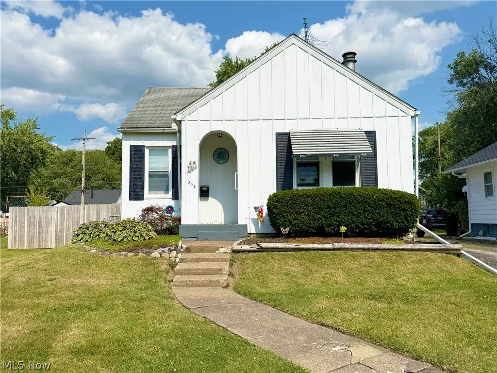 342 Concord Avenue, Elyria, OH 44035 - #1