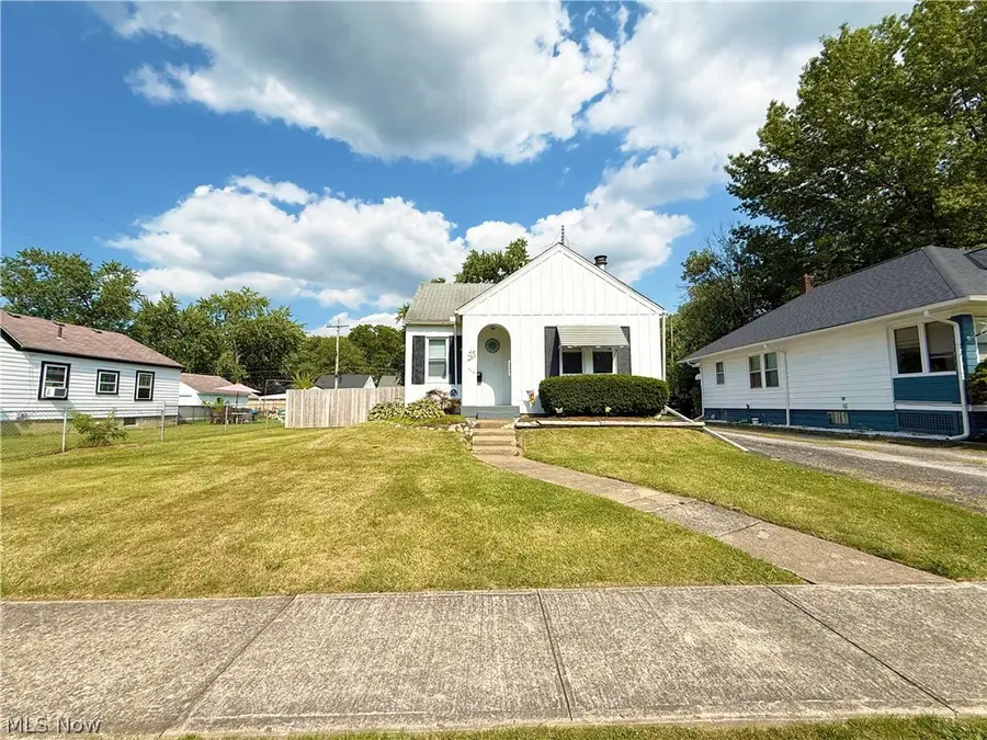 342 Concord Avenue, Elyria, OH 44035 - #2