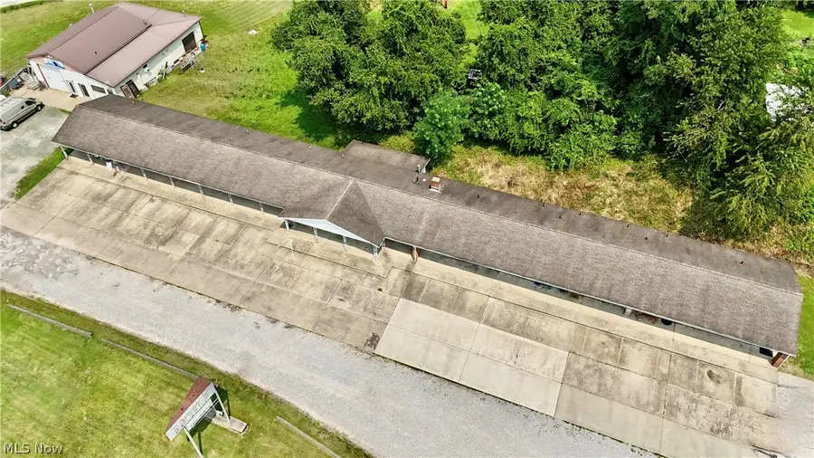 1094 Clement Avenue, Belpre, OH 45714 - #2