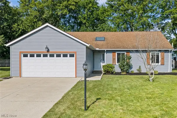 16002 Wedgewood Lane, Strongsville, OH 44149