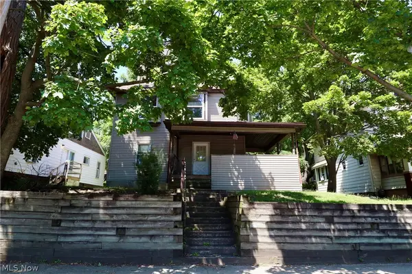 835 Kenmore Boulevard, Akron, OH 44314