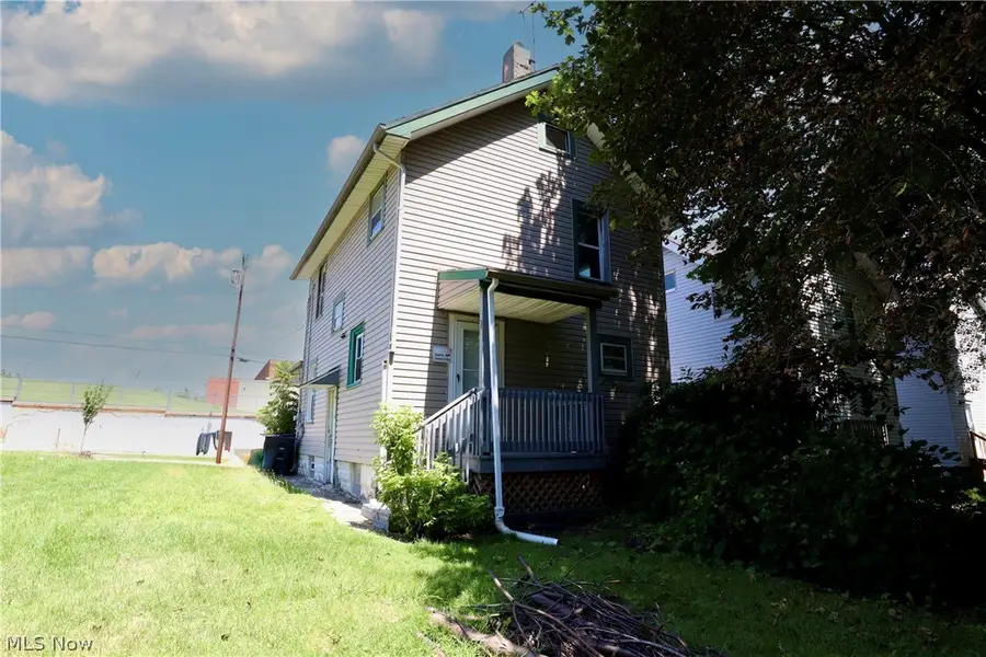 1182 5th Avenue, Akron, OH 44306 - #3