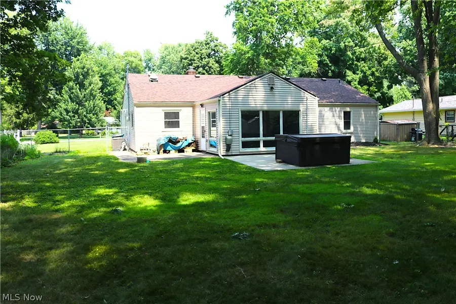 17 Nepahwin Drive, Timberlake, OH 44095 - #2
