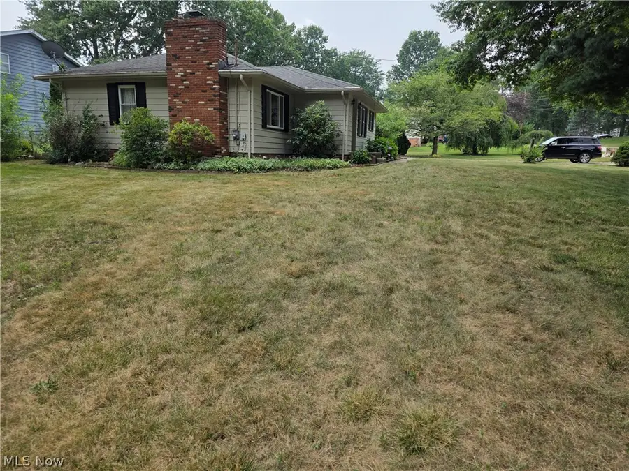 490 Bonshire Road, Akron, OH 44319 - #2