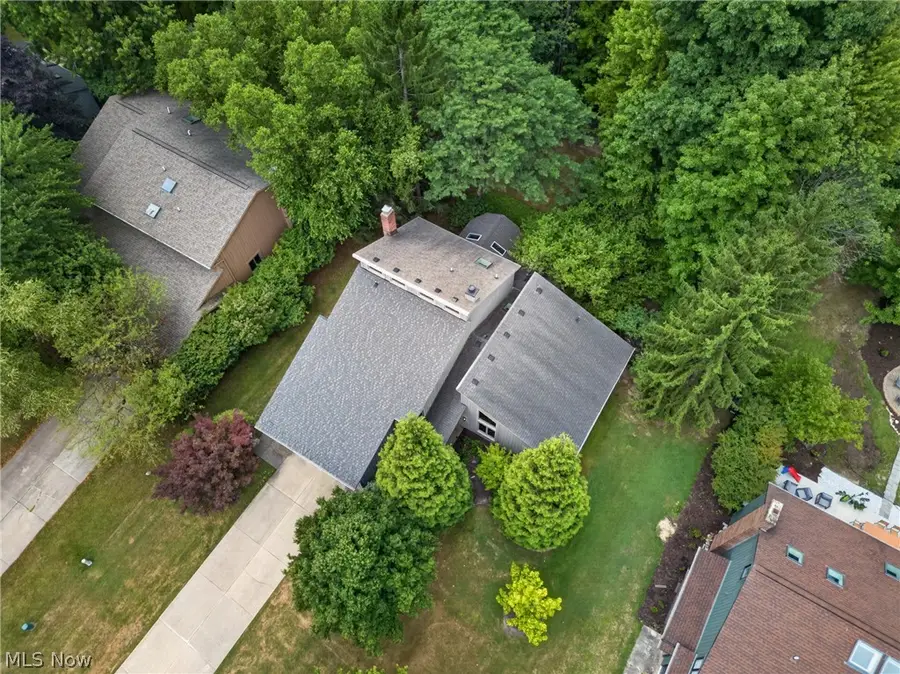 3960 Orangewood Drive, Orange, OH 44122 - #2