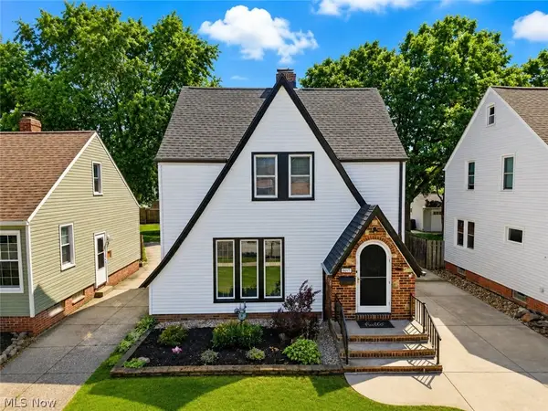 8005 Dresden Avenue, Parma, OH 44129