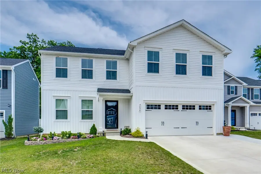 3690 Kirkham Drive, Barberton, OH 44203 - #2