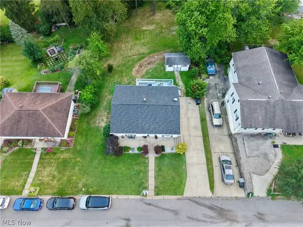 11 Hillcrest Drive, Martins Ferry, OH 43935