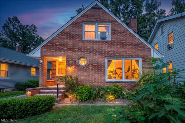 33 Devonshire Drive, Akron, OH 44312