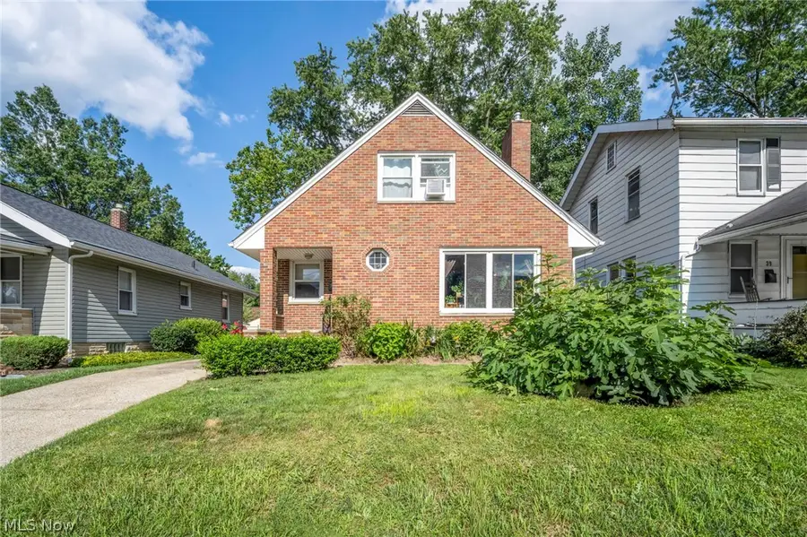 33 Devonshire Drive, Akron, OH 44312 - #3