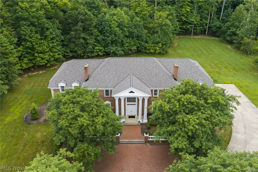 8600 Sanctuary Drive, Kirtland Hills, OH 44060 - #2