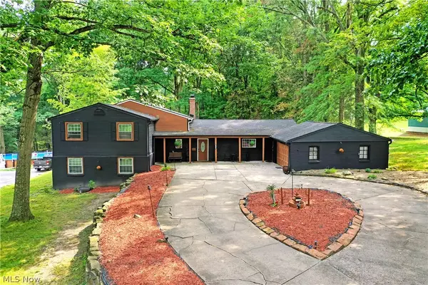 1109 Mansell Drive, Youngstown, OH 44505