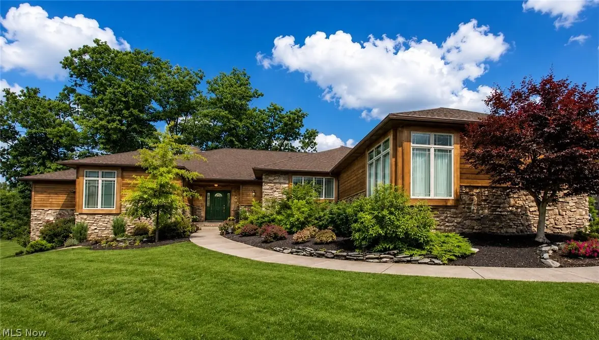 3909 Weymouth Woods Drive, Medina, OH 44256 - #1