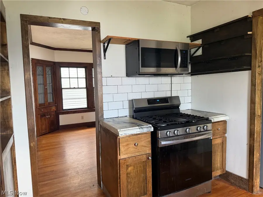 8127 Garfield Boulevard, Garfield Heights, OH 44125 - #3