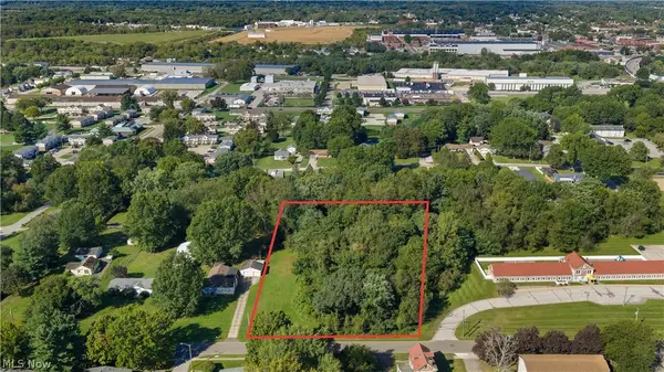 V/L Frank Avenue, Barberton, OH 44203