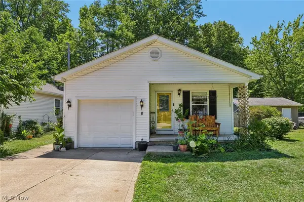 8 Oakwood Boulevard, Painesville Twp, OH 44077