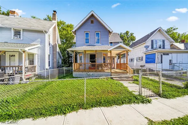 305 W 53rd Street, Ashtabula, OH 44004