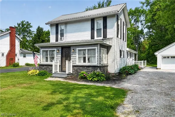 61 W Erie Street, Jefferson, OH 44047