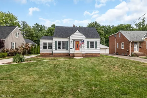 2253 Canterbury Road, Westlake, OH 44145