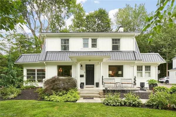 111 Overwood Road, Akron, OH 44313