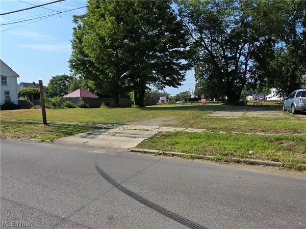 4823 Mckinley Avenue, Ashtabula, OH 44004